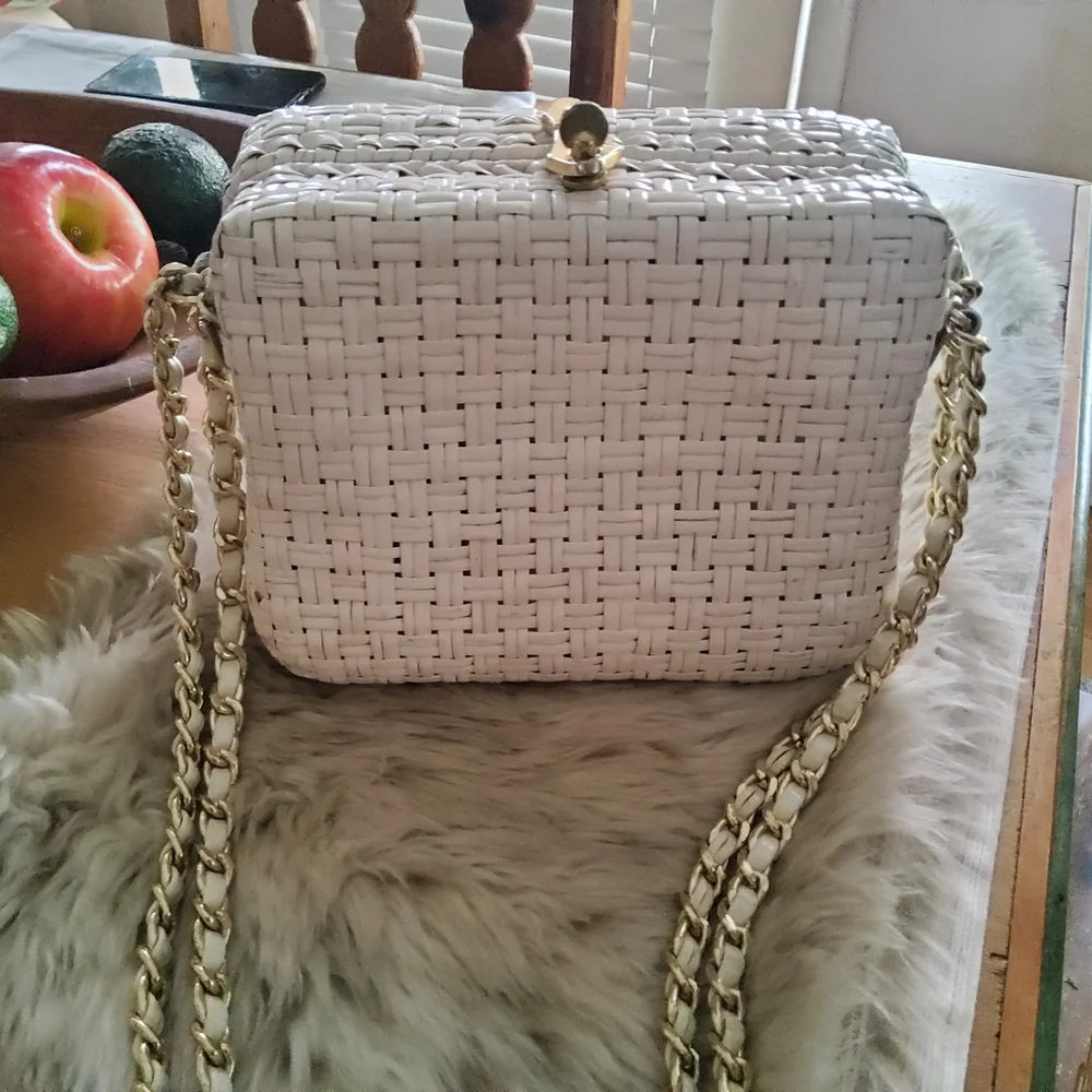 Authentic Vintage 1960's Rodo White Basket Weave Made in Italy EUC - Picture 2 of 16